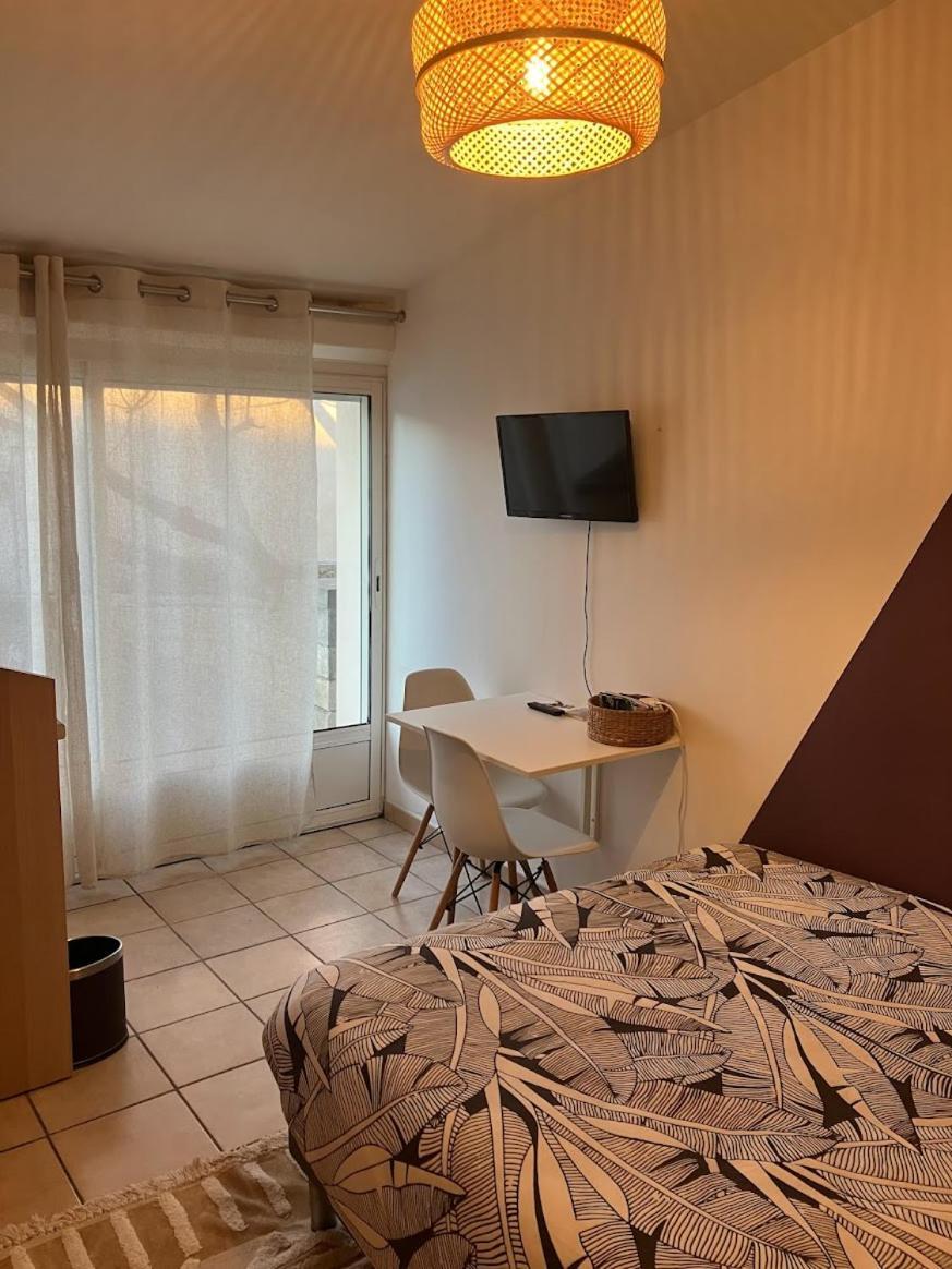 Le Nid Castries - Charmant Logement Complet Et Equipe Centre Castries Proche Montpellier エクステリア 写真