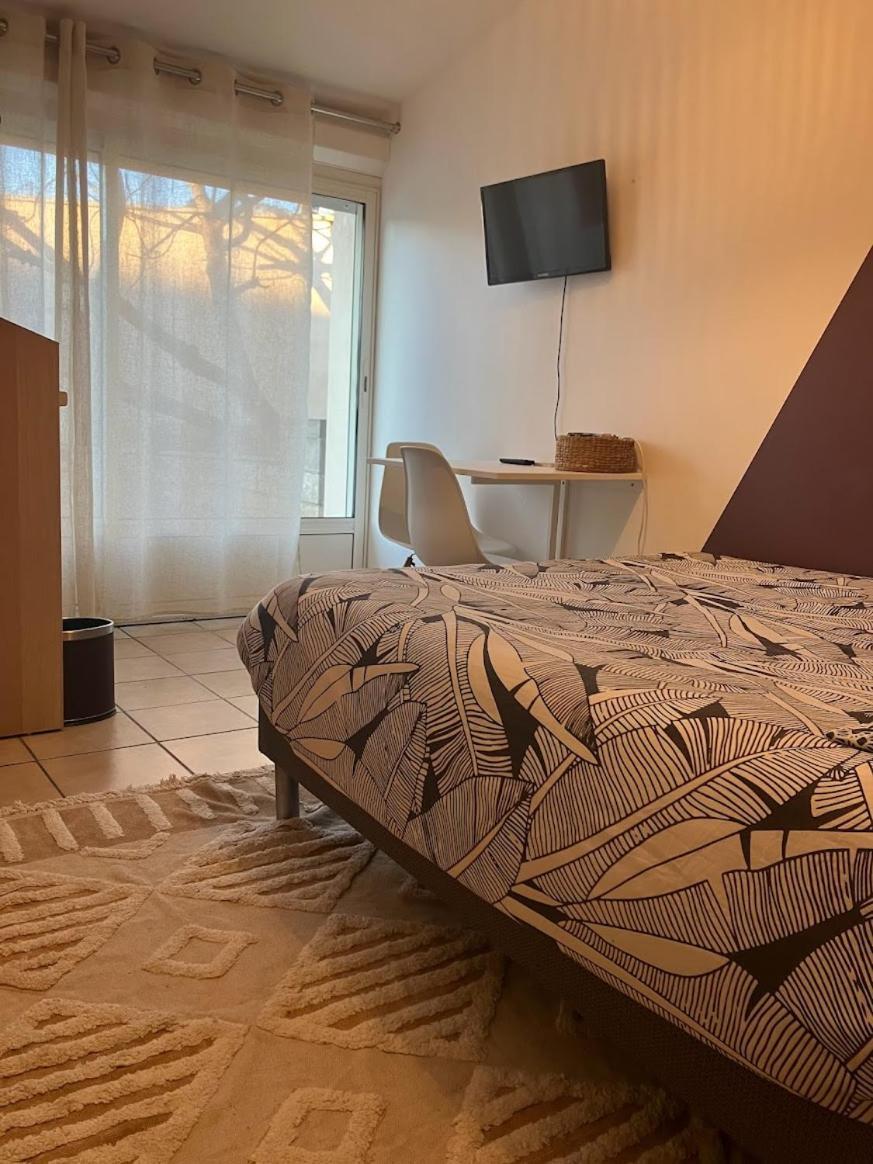 Le Nid Castries - Charmant Logement Complet Et Equipe Centre Castries Proche Montpellier エクステリア 写真